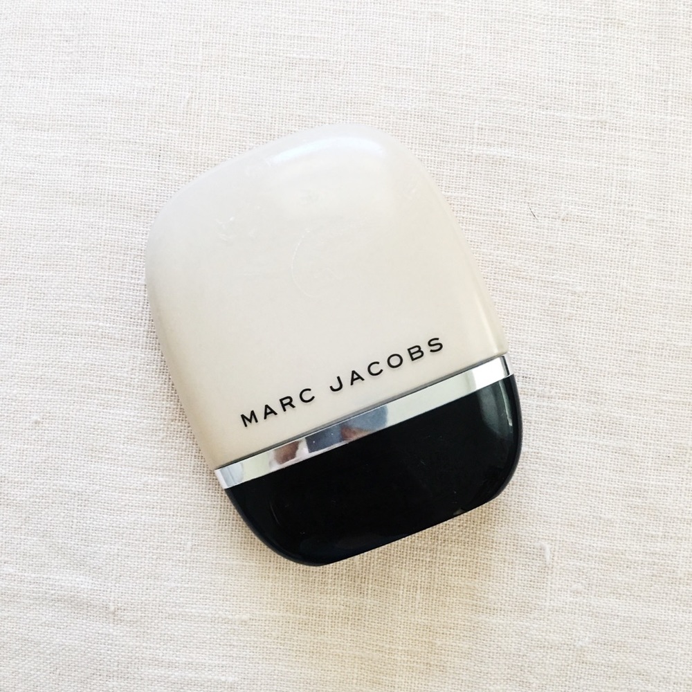 MARC JACOBS || Shameless Foundation y210